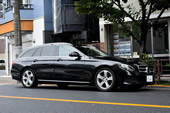 メルセデスベンツ　E220dワゴン　アヴァンギャルド